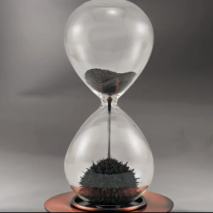 Magnetic sand timer